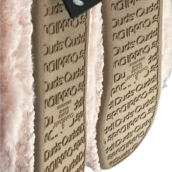 Slippers - Cuddl Duds NWT - so soft, cozy and comfortable - Picture 9 of 11